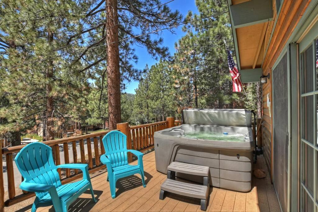 Chalet Monterey W/Hot Tub - Big Decks/Bbq Villa Big Bear Lake Exterior photo