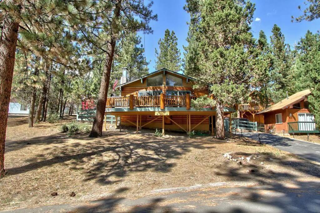 Chalet Monterey W/Hot Tub - Big Decks/Bbq Villa Big Bear Lake Exterior photo