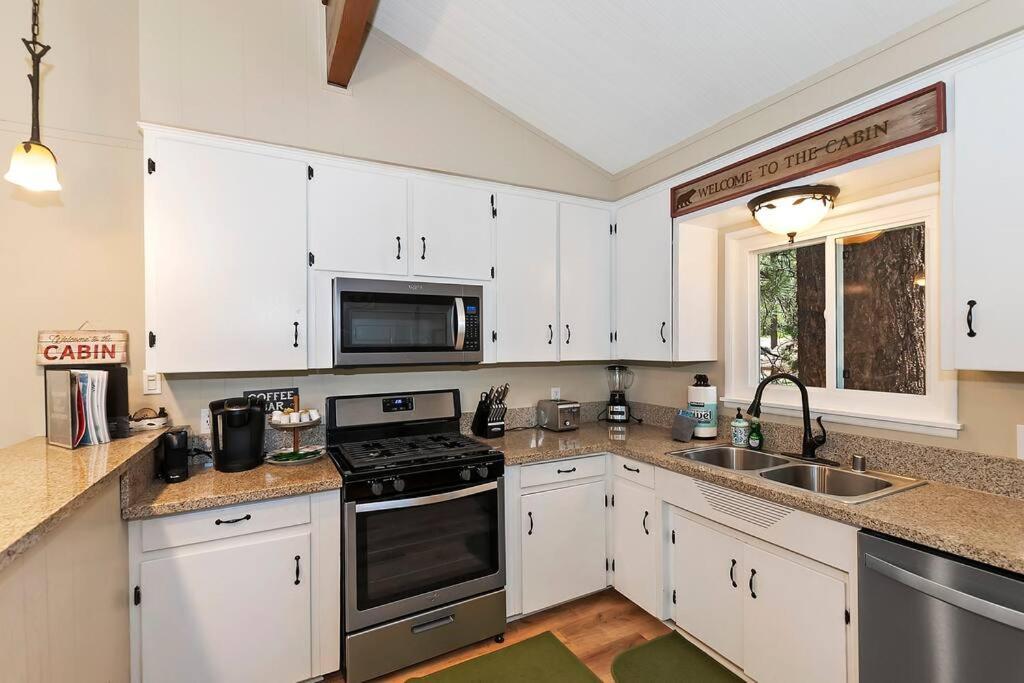 Chalet Monterey W/Hot Tub - Big Decks/Bbq Villa Big Bear Lake Exterior photo
