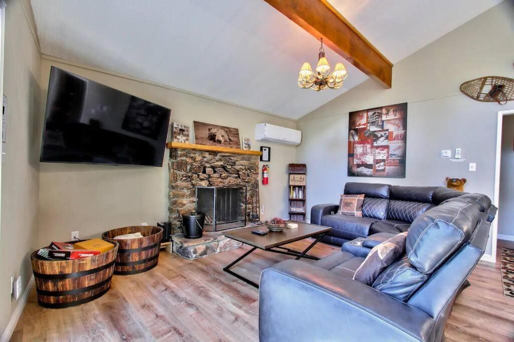 Chalet Monterey W/Hot Tub - Big Decks/Bbq Villa Big Bear Lake Exterior photo